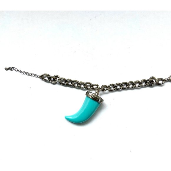 Men/Woman Tiger Tooth Plastic Green-Gold Color Adjustable Chain Bracelet - Picture 3 of 3